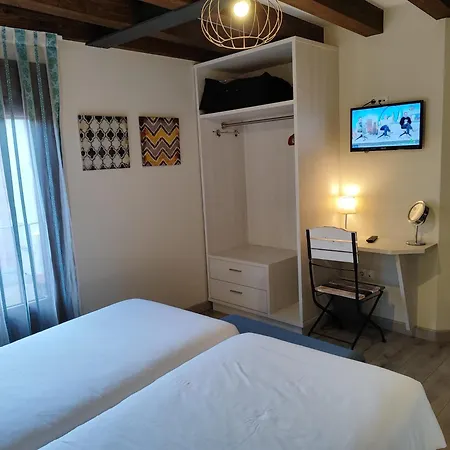 La Alborada Medieval Apartment Ayllon